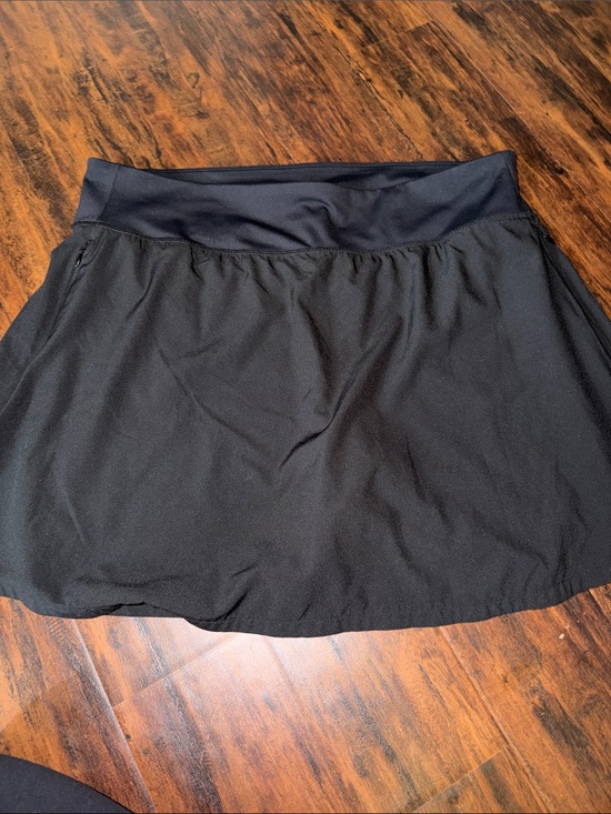 Old Navy Dresses & Skirts - Old Navy Black Skater Athletic Skirt with Wide Waistband